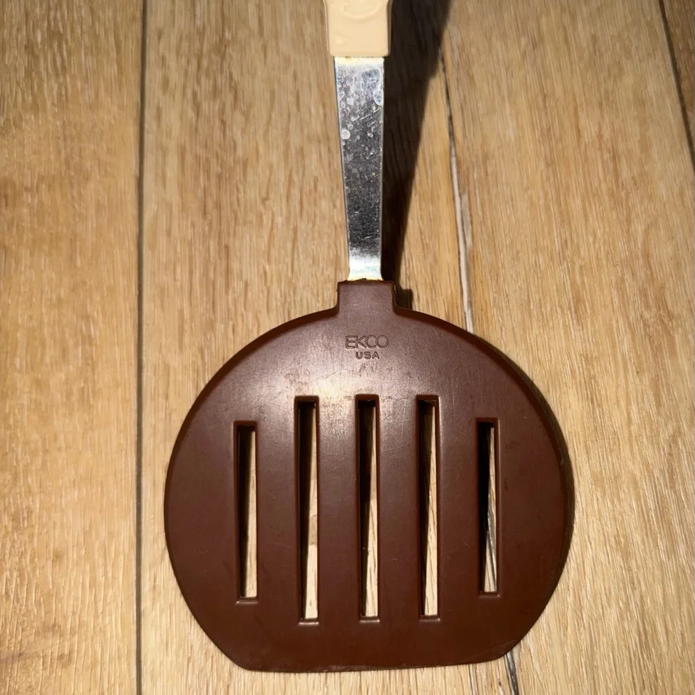 Vintage EKCO‎ Wide Slotted Spatula Pancake Flipper Brown Nylon USA